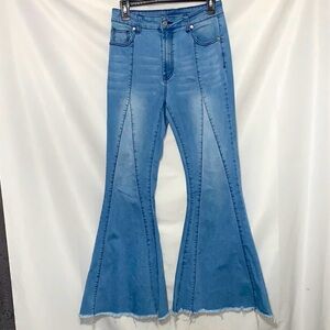 LITZ Women's SIZE 28 Y2K VINTAGE LOOK‎ Blue SUPER FLARED RAW HEM JEANS CLEAN